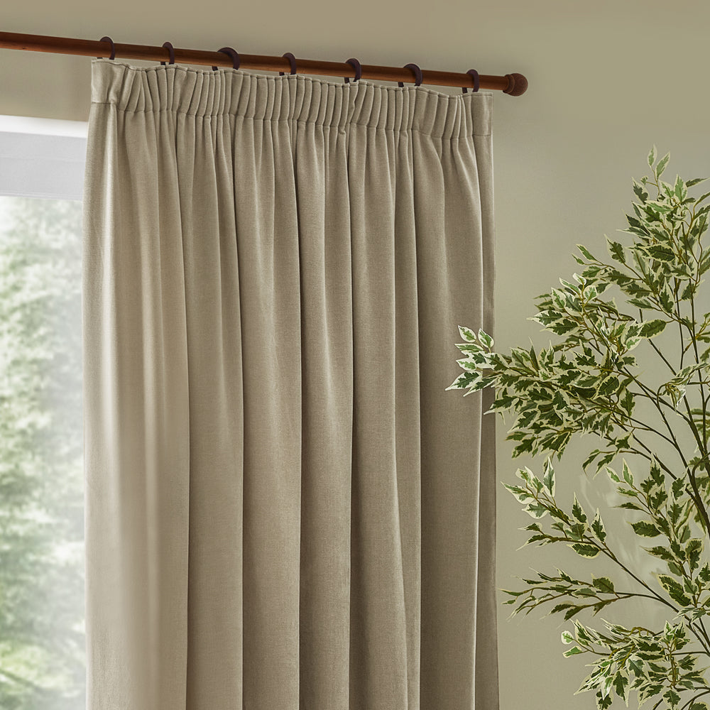 Discover the perfect blend of form and function for every window. From sleek roller shades to elegant pinch pleats, we have your style.